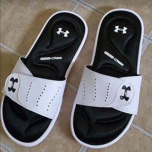 under armour 4d foam flip flops